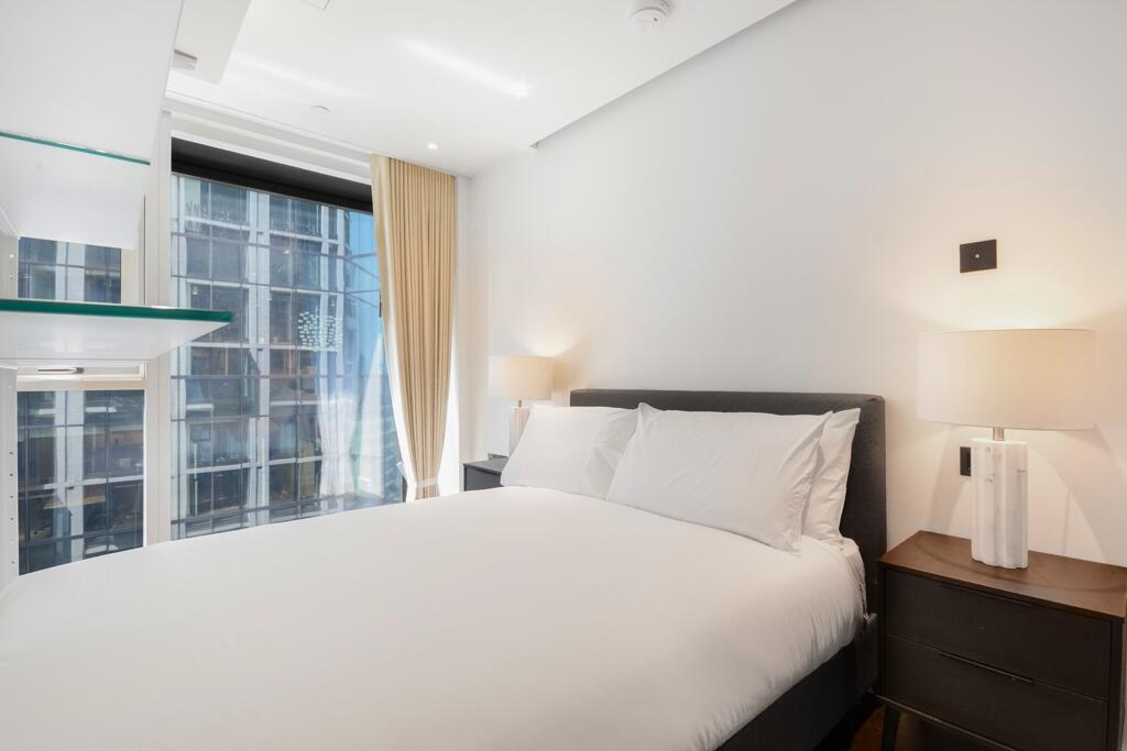 Apartment in London - View 5