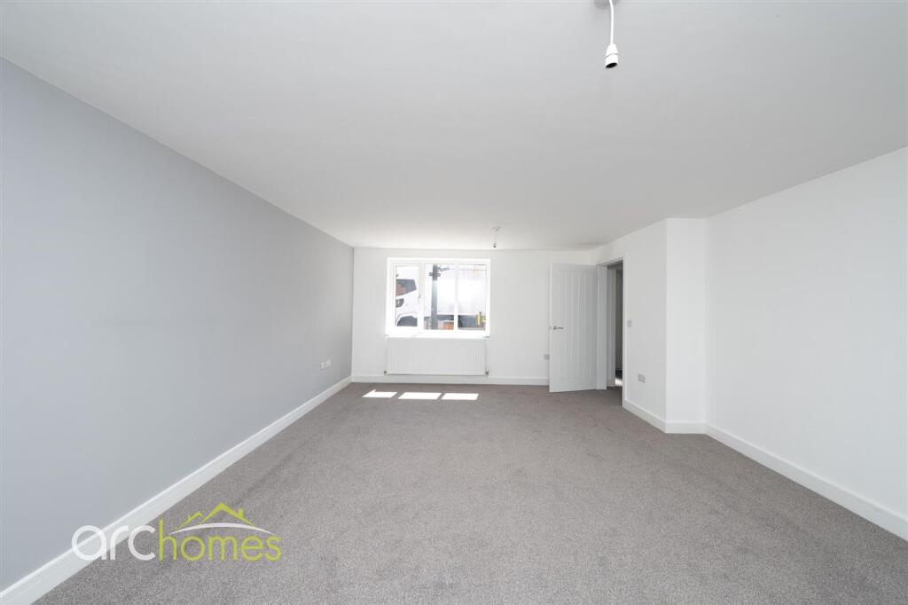 House in Wigan, Hindley - View 5