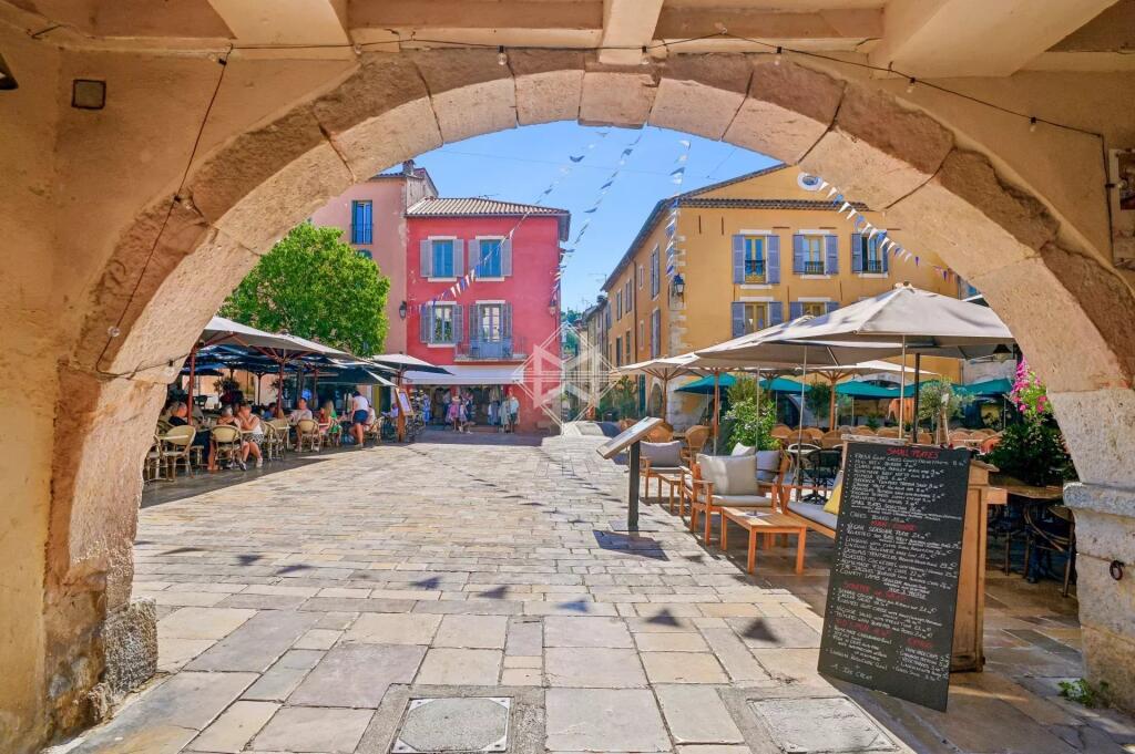 Main image of property: Provence-Alps-Cote d`Azur, Alpes-Maritimes, Valbonne