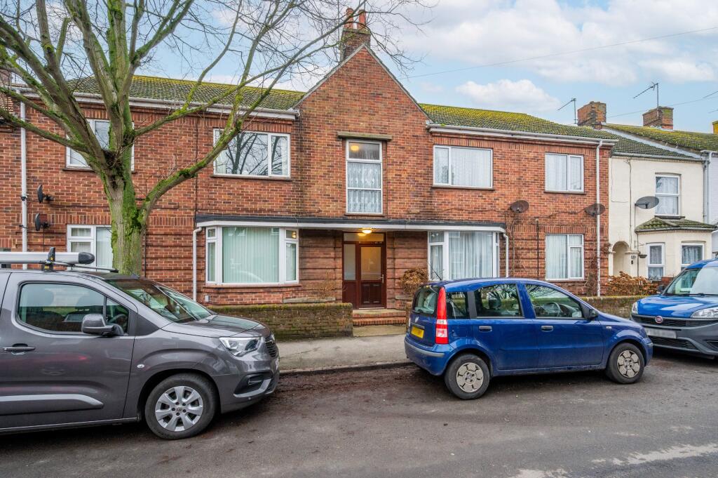 Main image of property: Ipswich Road, Lowestoft, NR32