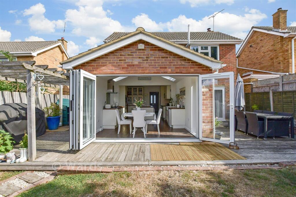 House in Canterbury - More