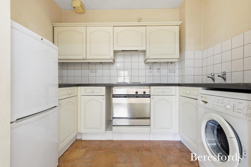 Apartment in Uttlesford, Great Dunmow - View 3