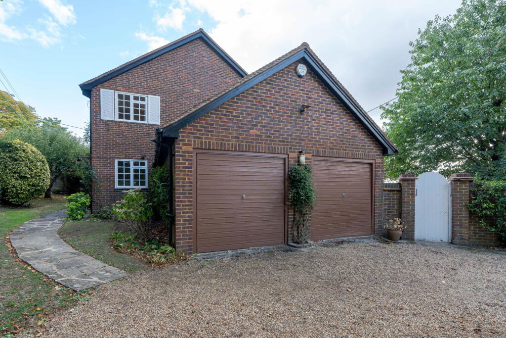 Church Lane, Dunsden Green, Reading, RG4 9QD photo 2
