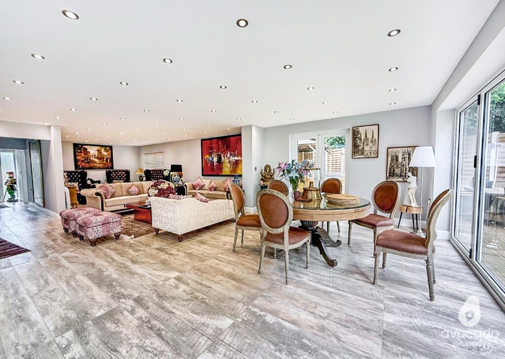 House in Purley on Thames, West Berkshire - View 5