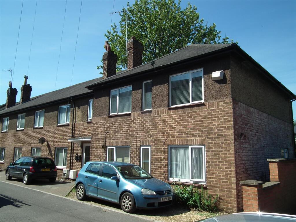 Main image of property: Bowling Green Avenue, Kettering, NN15