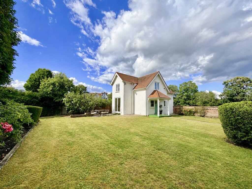 Main image of property: Riversdale - Rare Opportunity