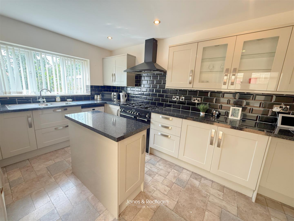 Ridgeway Avenue, Rhyl photo 4