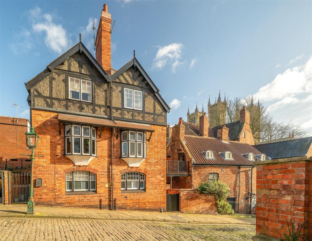 Main image of property: Wordsworth Street, Lincoln