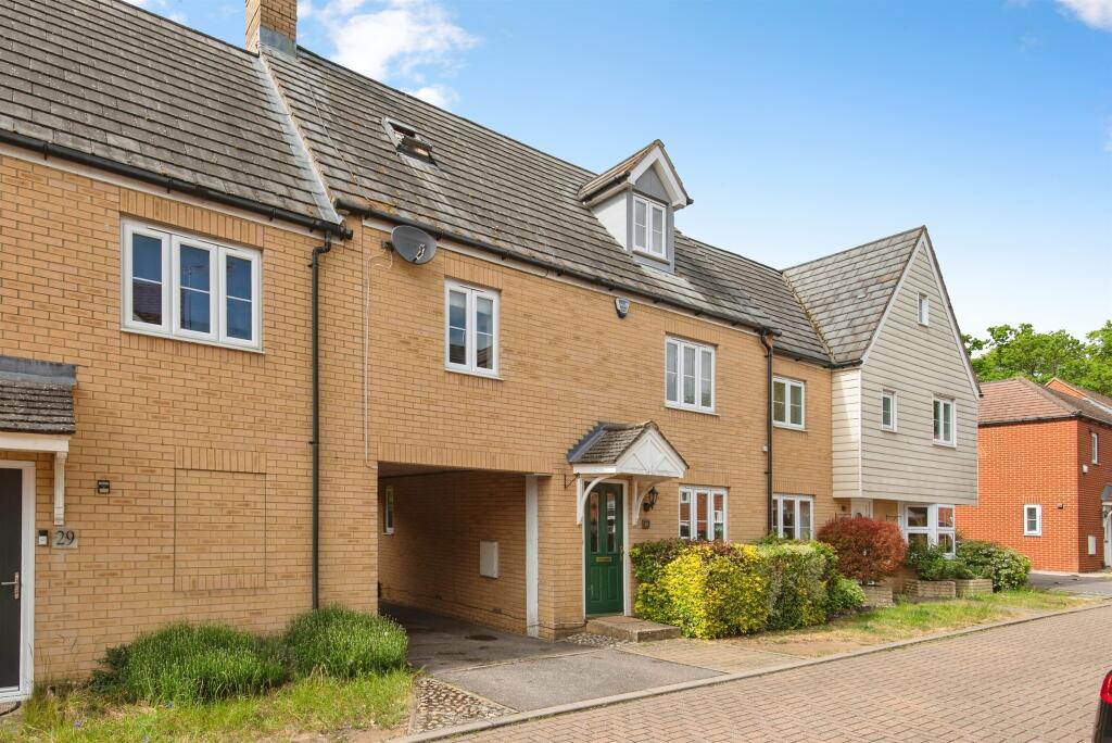 Main image of property: Finbracks, Stevenage