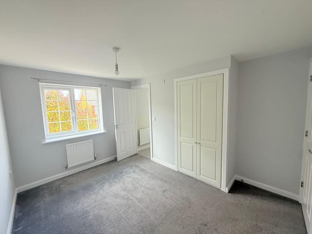 House in Swale, Minster-on-Sea - More