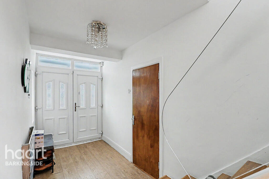 House in Ilford - View 3