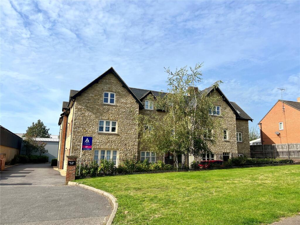 Main image of property: Mill House, Oxford Road, Brackley, NN13