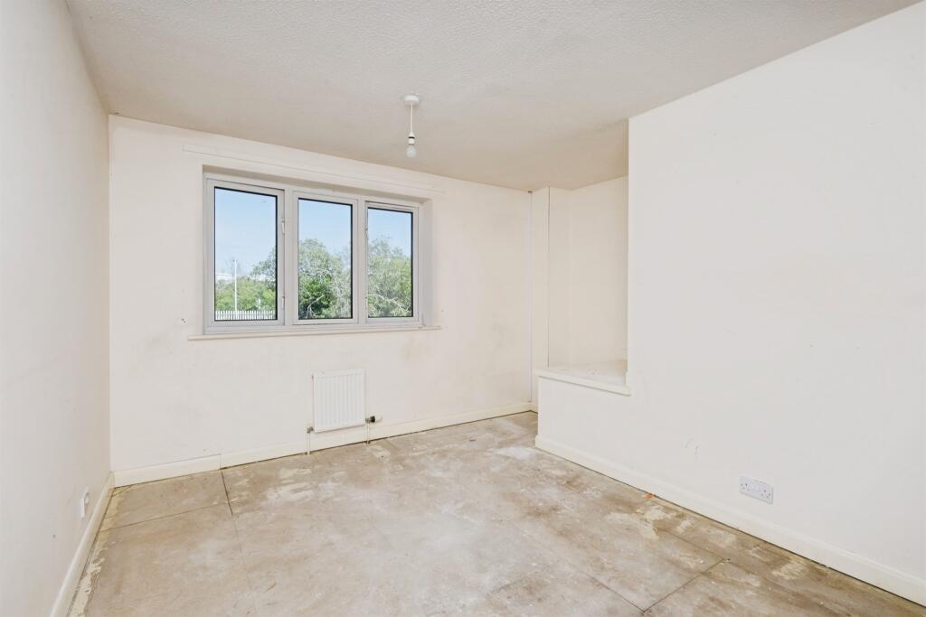 House in Eastbourne, East Sussex - More