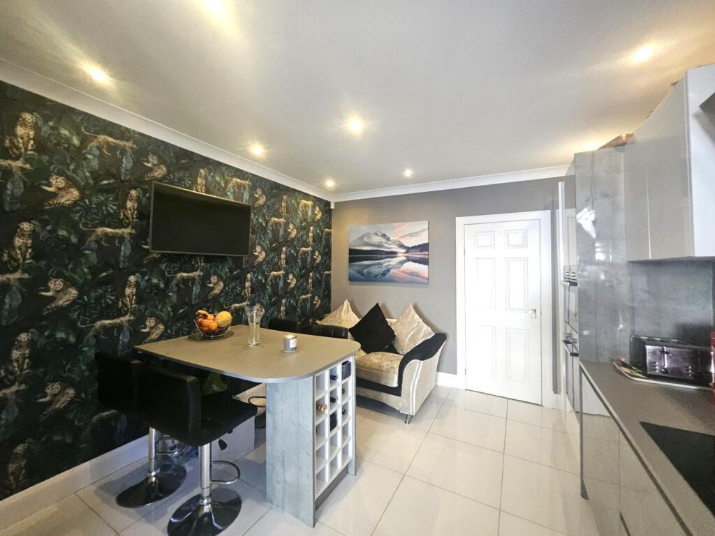 35 Eglinton Road, Ardrossan, KA22 8NE photo 3