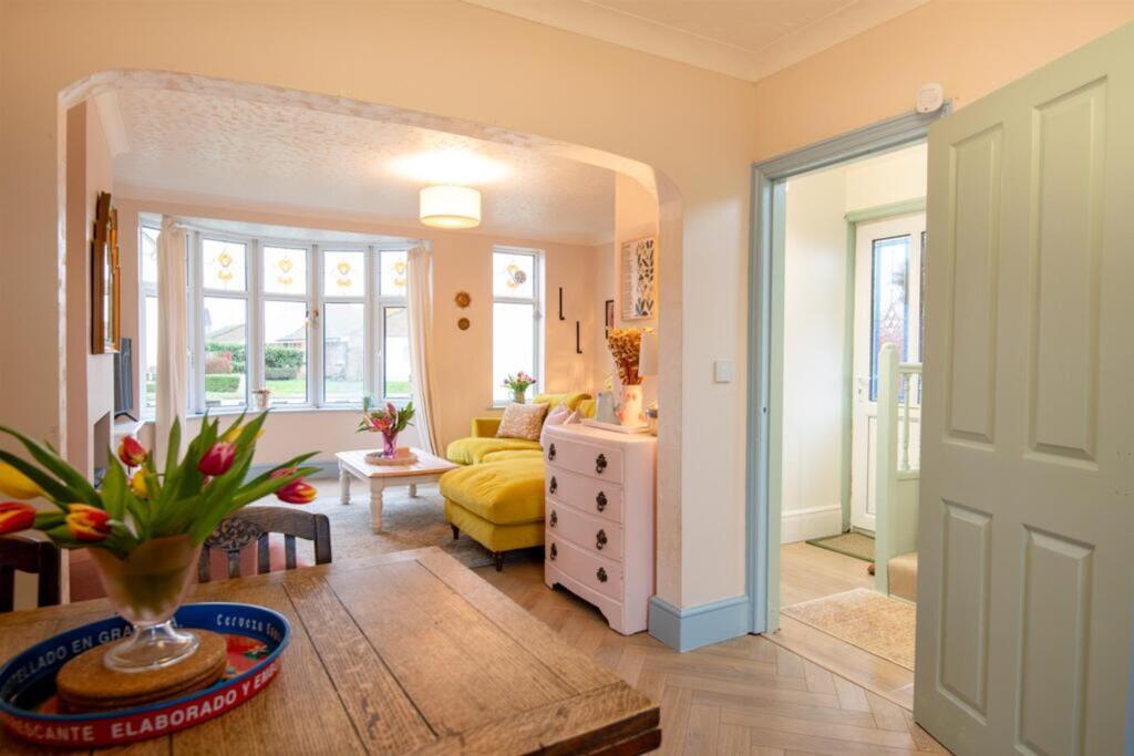 House in Great Harrowden, North Northamptonshire - More