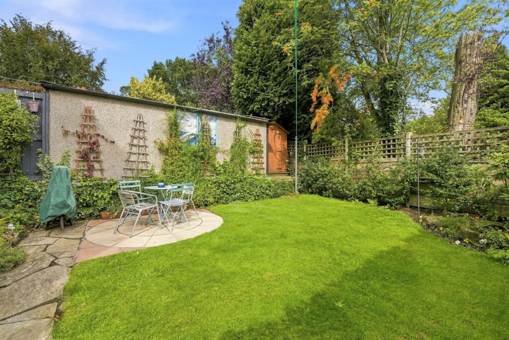 House in Macclesfield, Cheshire East - View 4