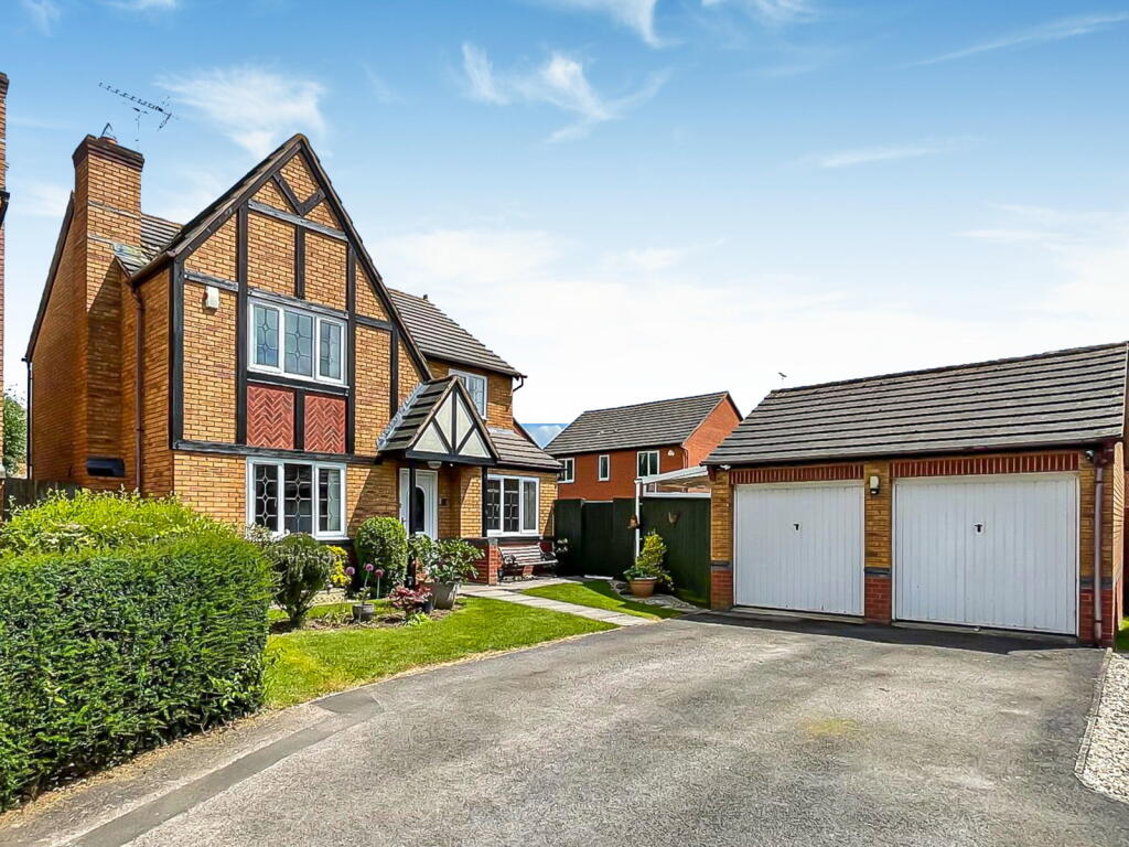 Main image of property: Nene Close, Quedgeley, Gloucester, GL2 4NT