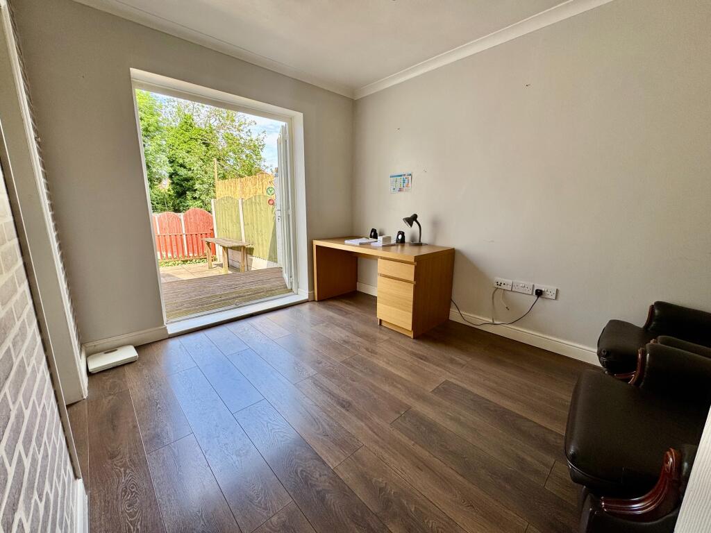Sutton Road, Moxley, Wednesbury, WS10 photo 4