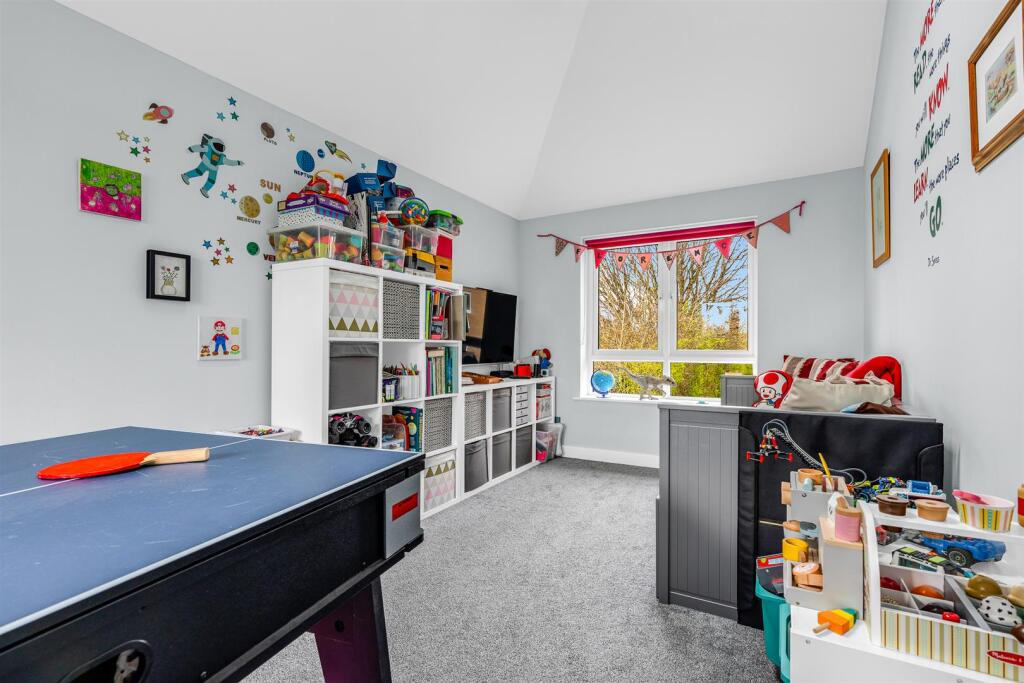 Additional image 11 of Appletree Way, Welwyn Garden City