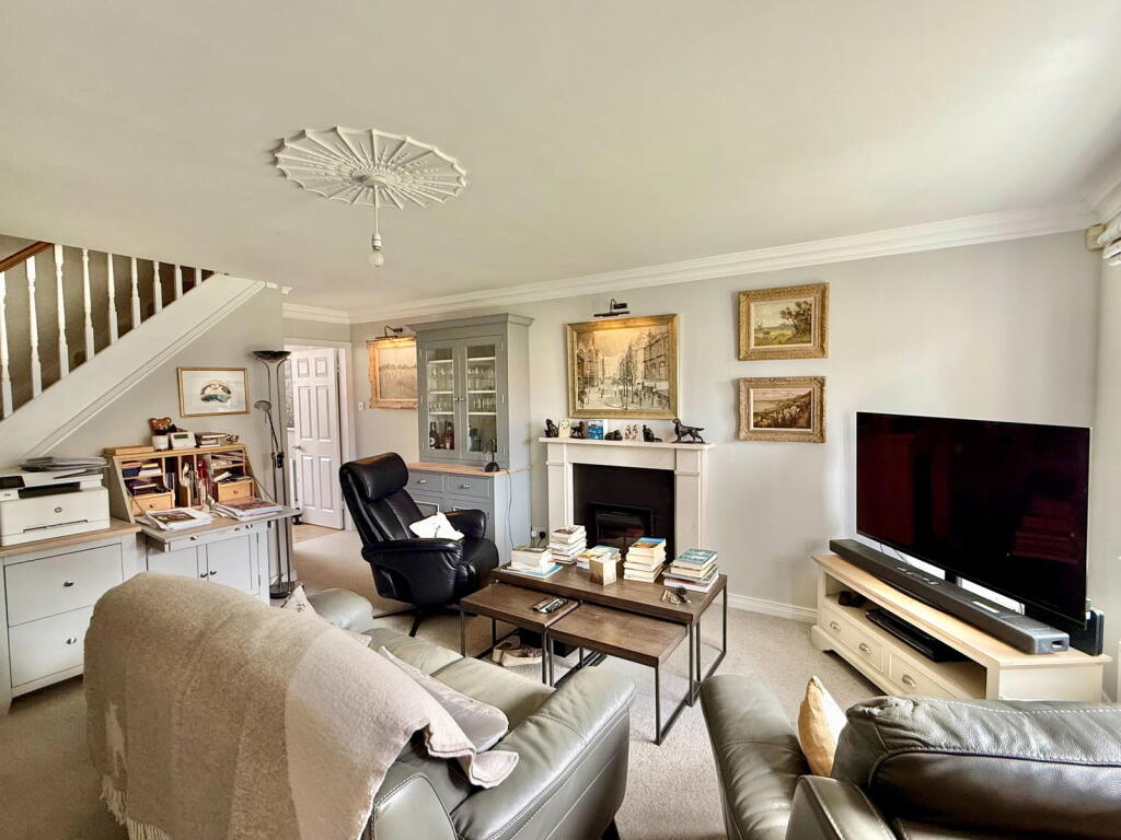 Bramham ~ Orchard Court, LS23 photo 4