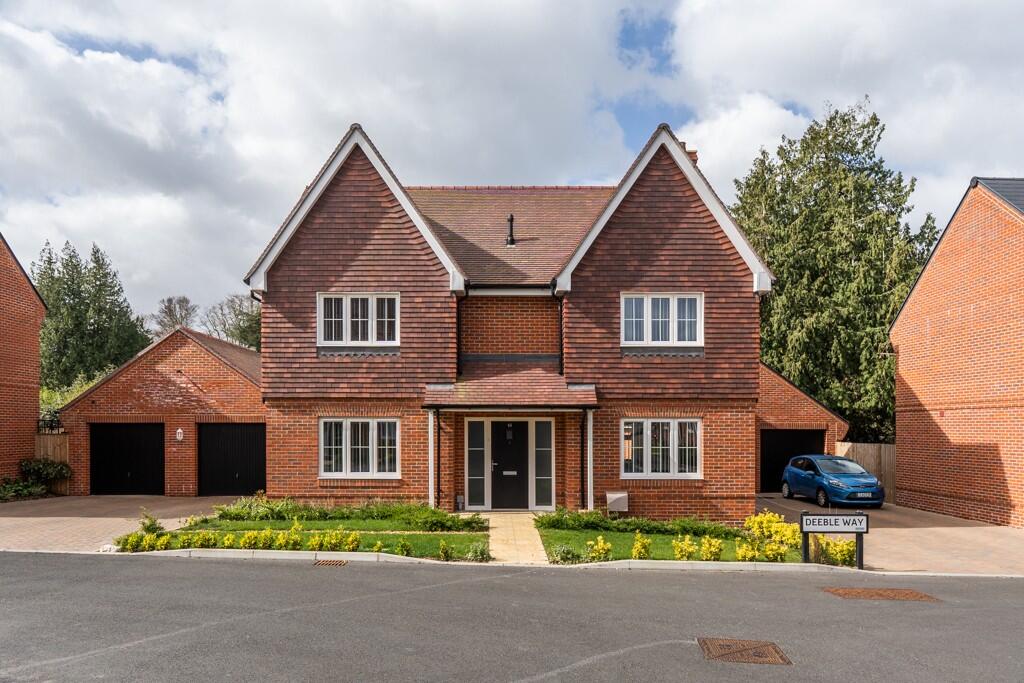 Main image of property: Deeble Way, Netley Abbey, Hampshire, SO31