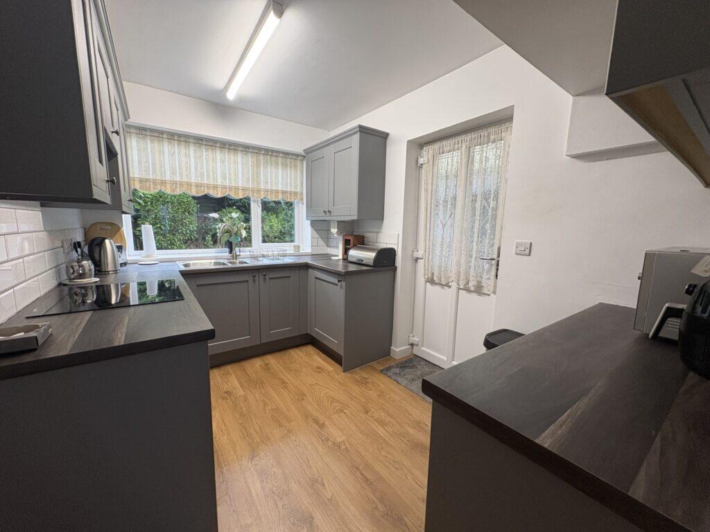 House in Wakefield - View 2