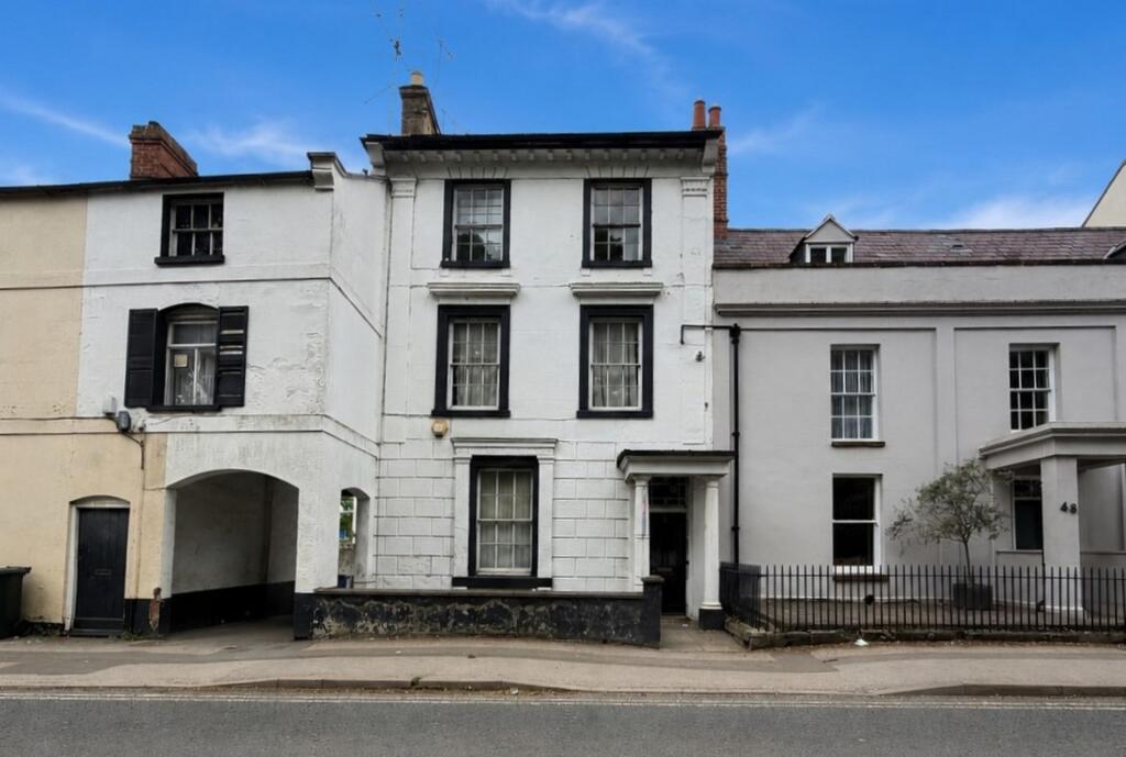 Main image of property: 50 West Bar Street, Banbury, Oxfordshire