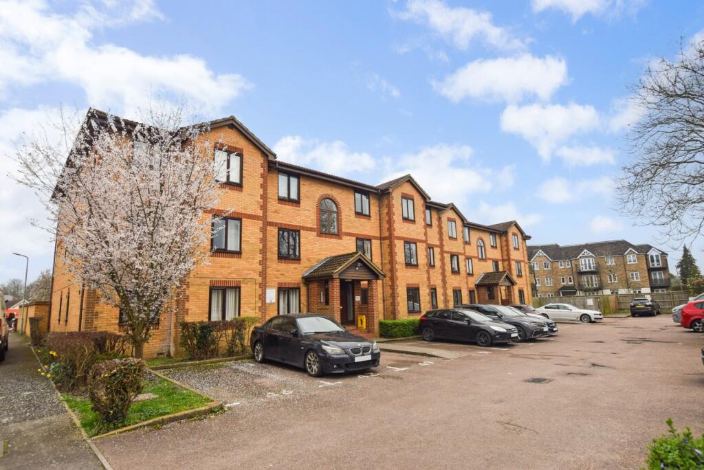 Main image of property: Kinnaird Close, Cippenham, Berkshire, SL1