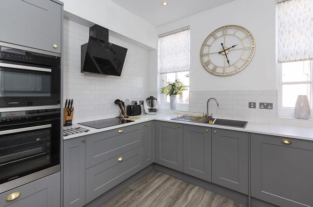 Apartment in York, Dringhouses - View 4