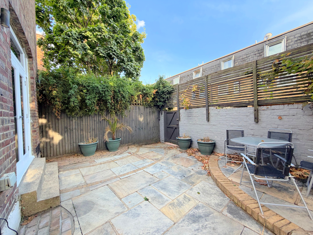 Apartment in London, Canonbury, Highbury - More