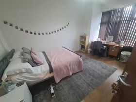 6 bedroom terraced house for rent