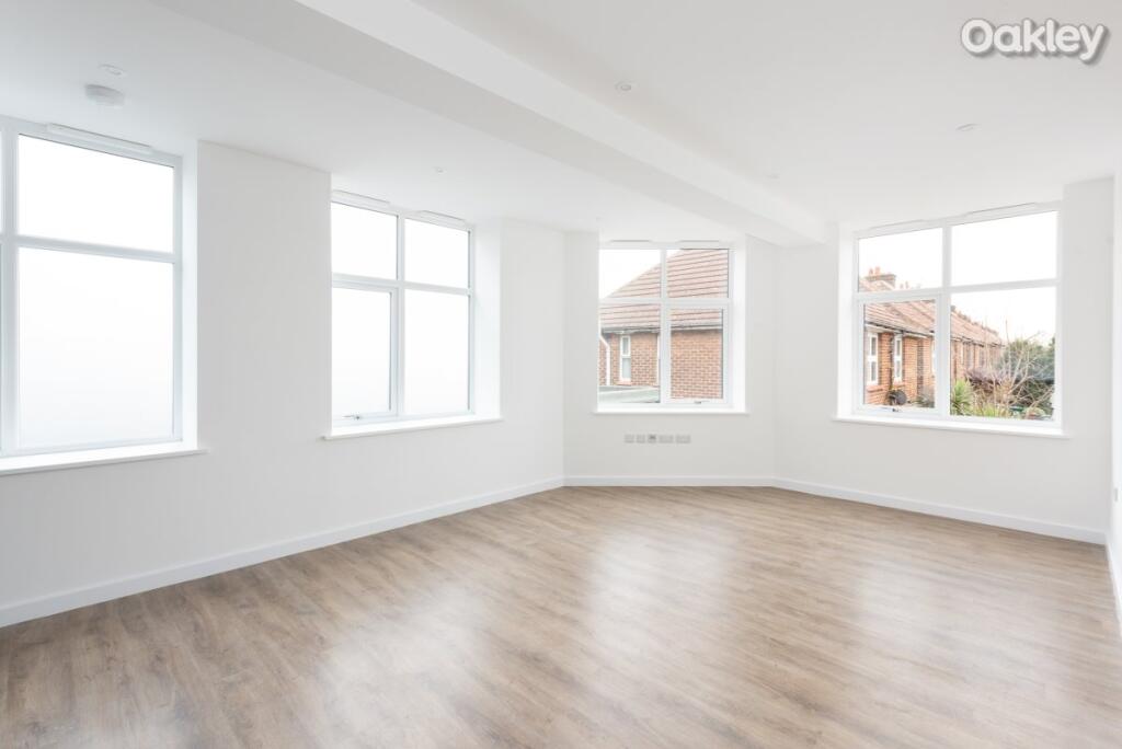 Apartment in Brighton & Hove, Hove - View 2