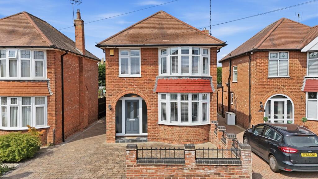 Main image of property: St. Mawes Avenue, Nottingham, Nottinghamshire, NG11
