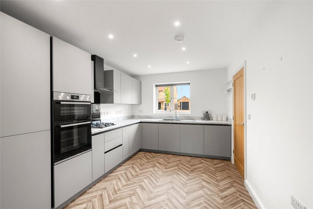 Saxon Way, Ruskington, Sleaford, Lincolnshire, NG34 photo 2