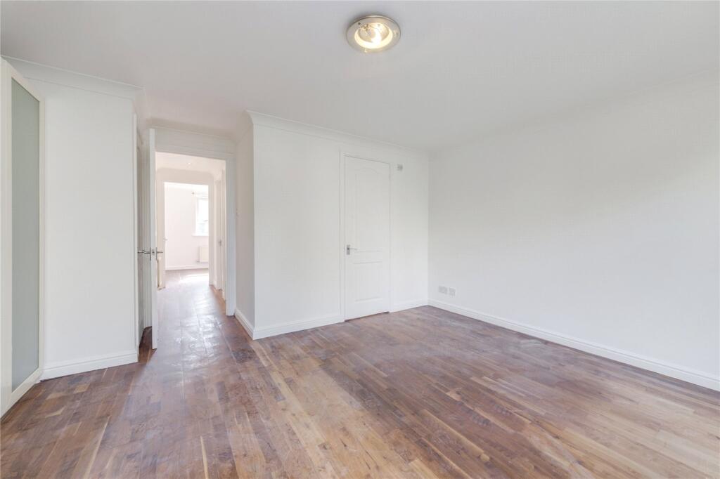 2 bedroom end of terrace house for rent