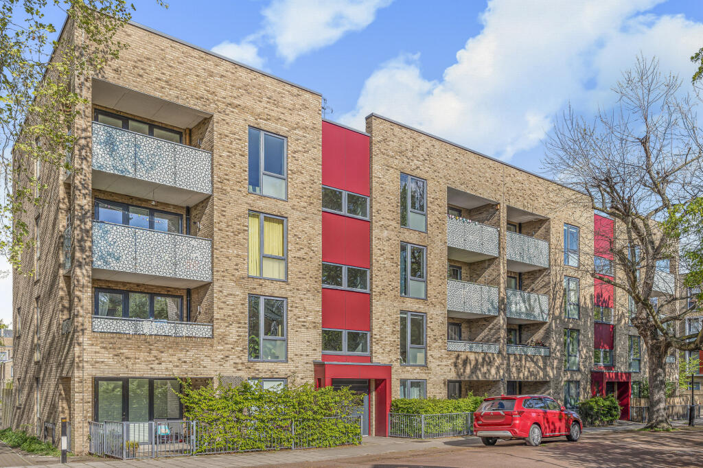 Main image of property: 23, Monson Road, Lewisham, London, SE14 5FF,  New Cross, SE14