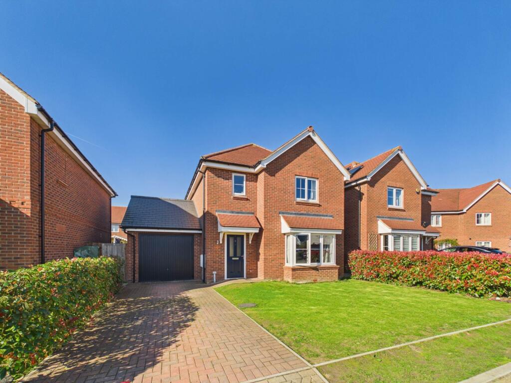 Main image of property: Rose Meadow, Haddenham