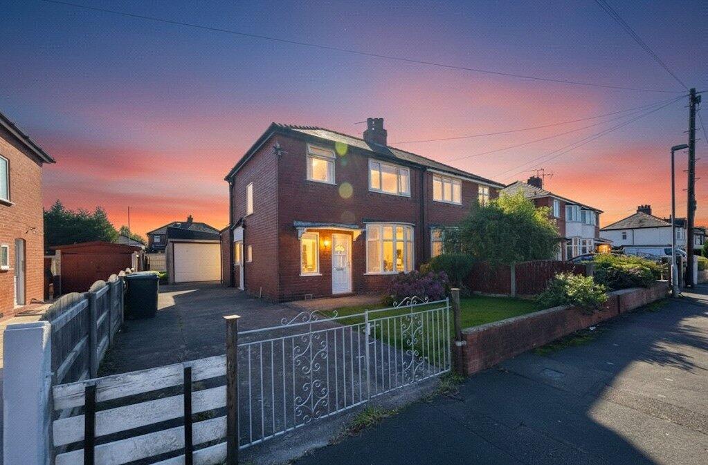 Main image of property: Aldwych Drive, Ashton-on-Ribble, Preston, Lancashire, PR2