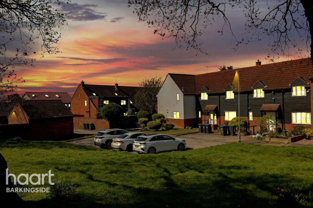 Main image of property: St Marys Way, Chigwell