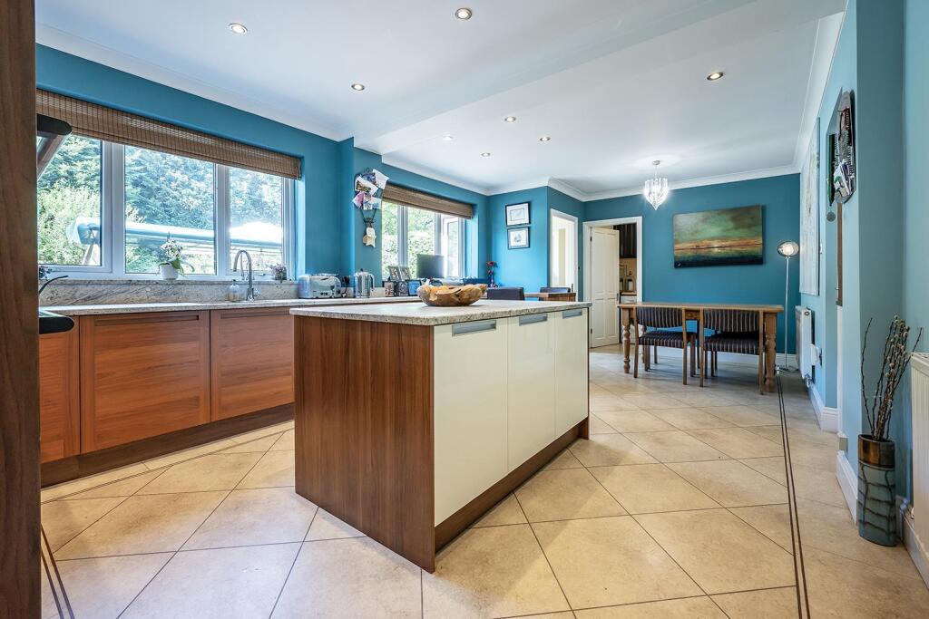 House in Solihull - More