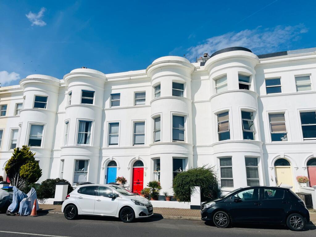 Main image of property: South Terrace, Littlehampton, BN17