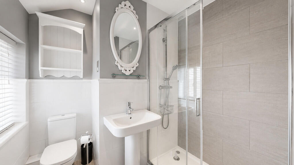 House in Cherwell, Bicester - View 2