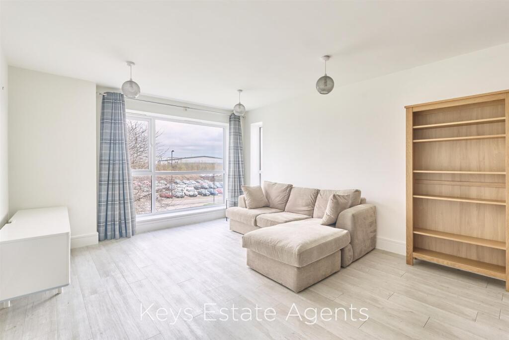 Paris Court, Hanley, Stoke-On-Trent photo 4