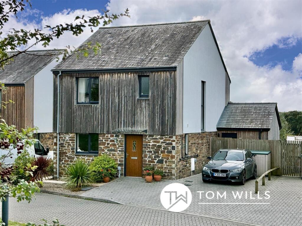 Main image of property: Between Swanpool and Maenporth Beaches, Pennance Field, Falmouth