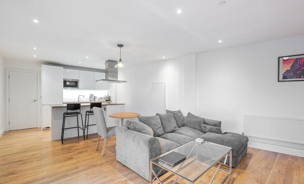 Main image of property: VENN STREET, SW4