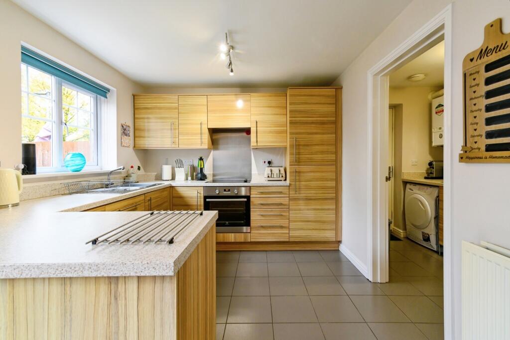Elton Fold Chase, Bury, Greater Manchester, BL8 photo 5
