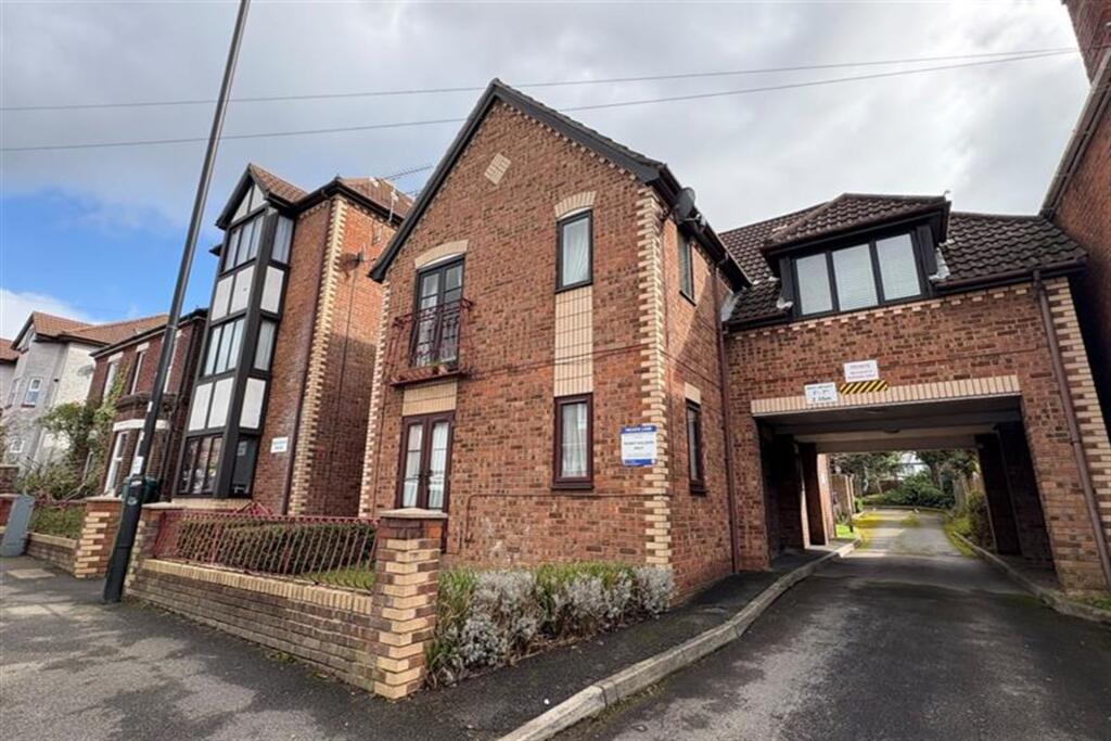 Main image of property: Bitterne