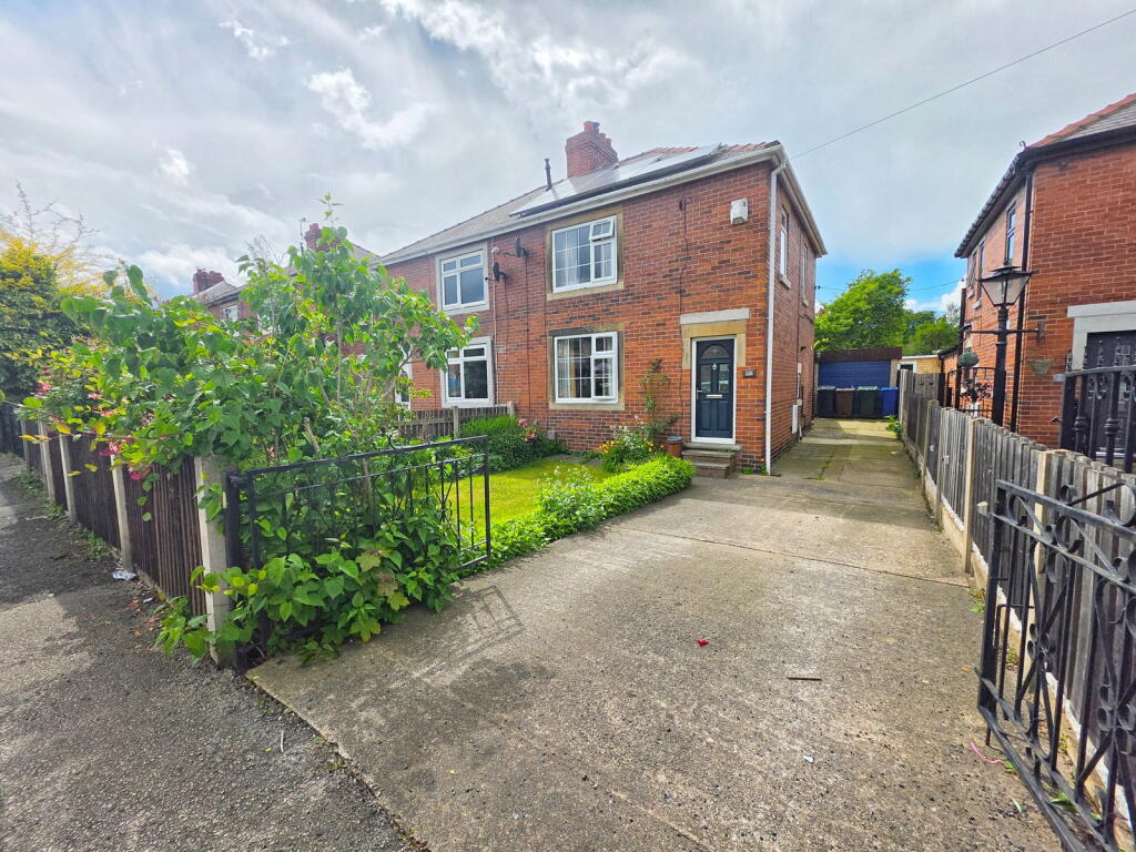 Main image of property: Cross Lane, Royston, Barnsley, S71 4AR
