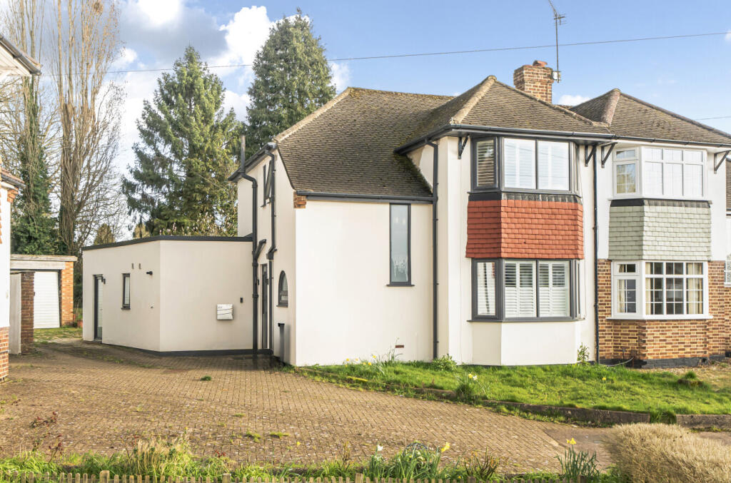 Main image of property: Kingswood Avenue, South Croydon