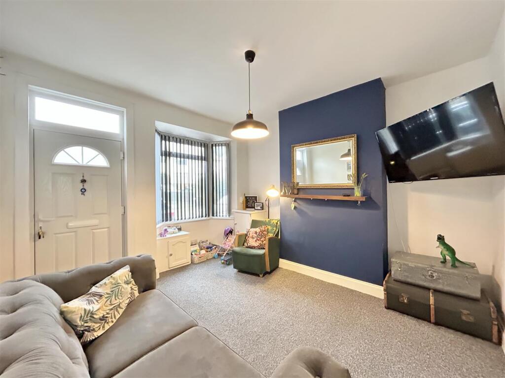 Barrs Road, Cradley Heath - View 2